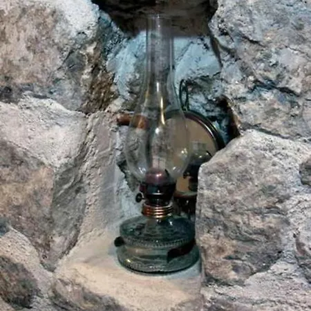 1 Bed Near Old Town - Sleeps 2 W Wifi * Dubrovnik