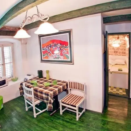 1 Bed Near Old Town - Sleeps 2 W Wifi * Dubrovnik