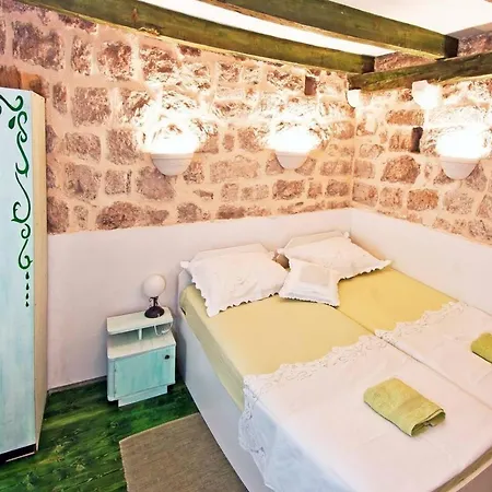 Apartment 1 Bed Near Old Town - Sleeps 2 W Wifi Dubrovnik