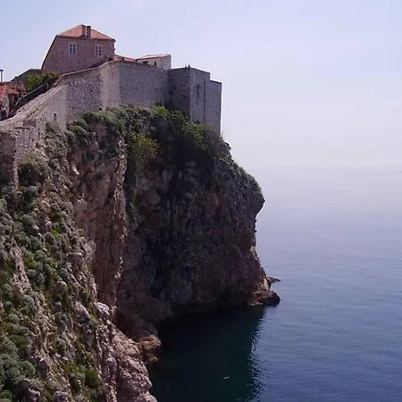 Daire 1 Bed Near Old Town - Sleeps 2 W Wifi Dubrovnik